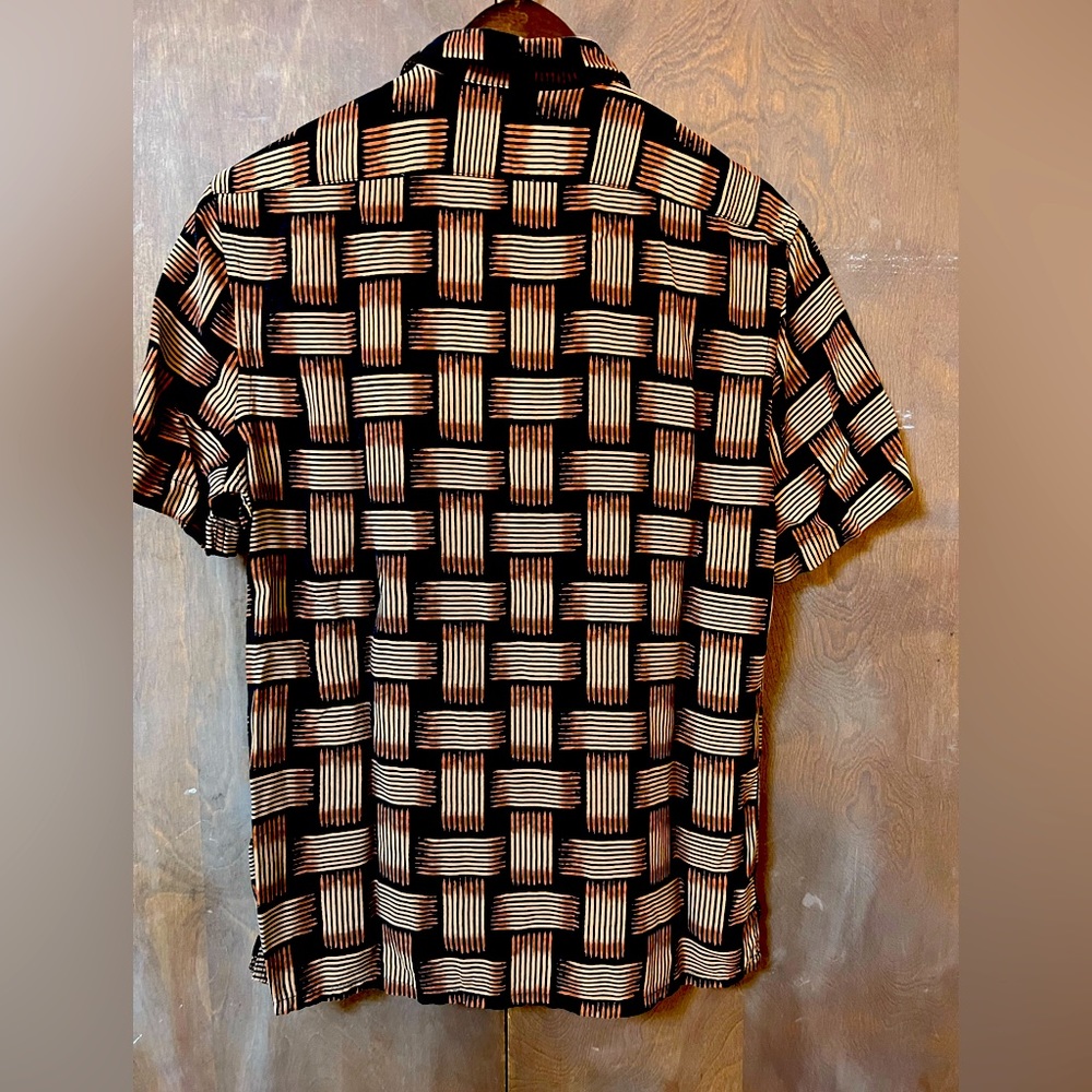 Express Shirt - Picture 3 of 3